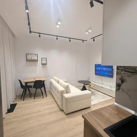Apartment Ave's Elegance Tirana